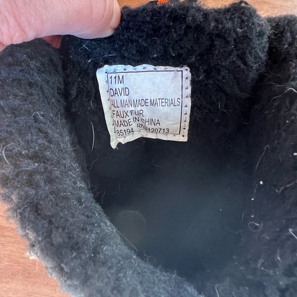 Used - Picture 3 of 3